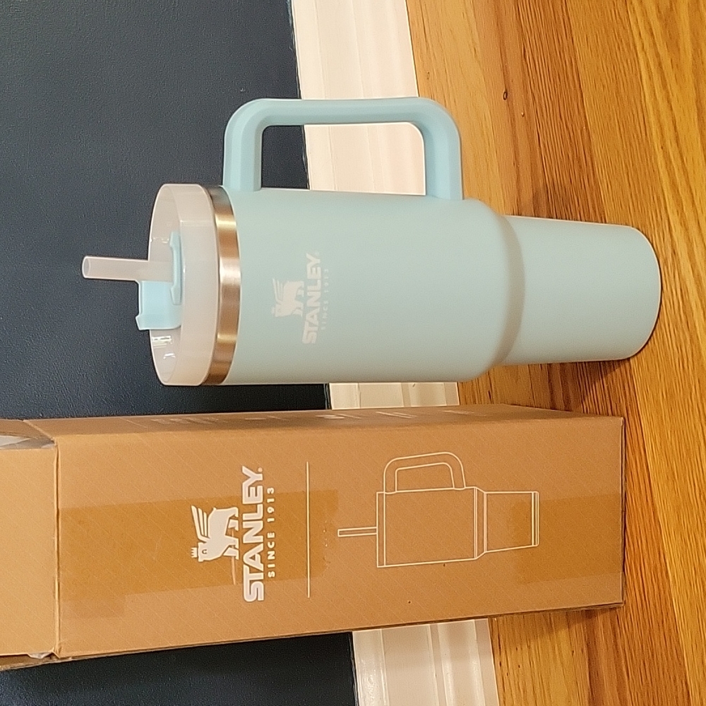 Stanley Adventure Quencher Travel Tumbler